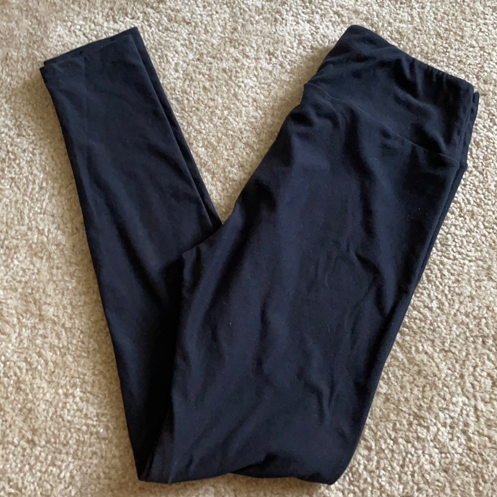COPY - Black LulaRoe Leggings 🖤